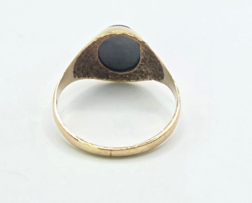 Vintage: 9ct Gold Haematite Roman Centurion Intaglio Signet Ring — From 1978