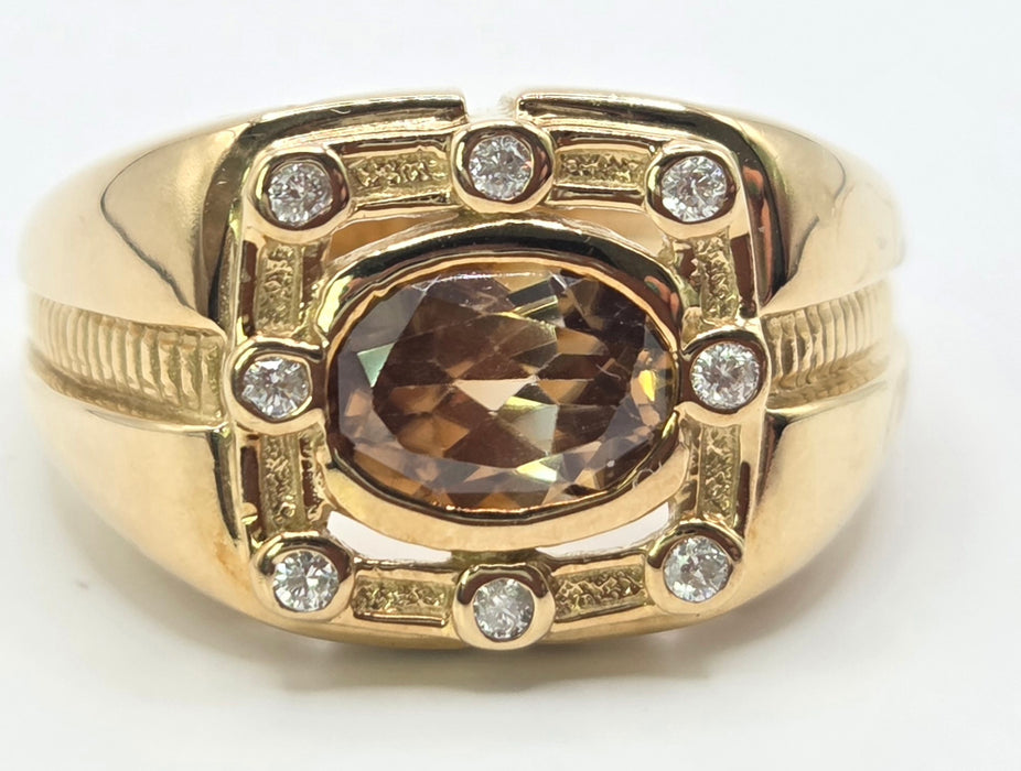 Vintage: 9ct Gold Orange/Red Zircon & Diamond Signet Ring