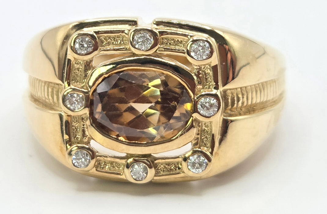 Vintage: 9ct Gold Orange/Red Zircon & Diamond Signet Ring