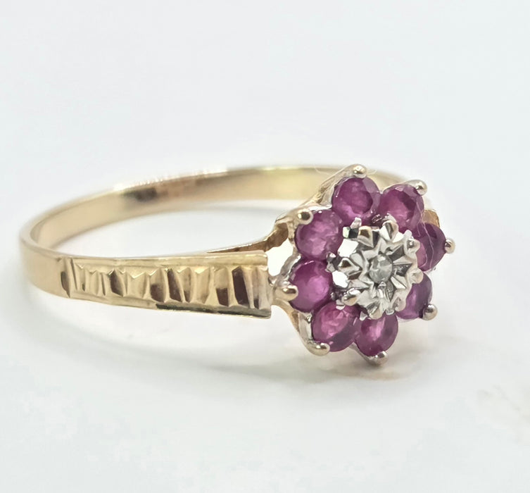 Vintage: 9ct Gold Ruby & Natural Diamond Flower Cluster Ring