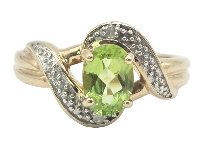 Vintage: 9ct Yellow Gold Peridot & Diamond Bypass Ring