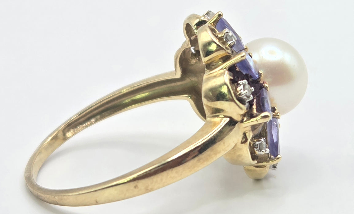 Vintage: 9ct Gold Pearl, Tanzanite & Natural Diamond Flowerhead Cocktail Ring
