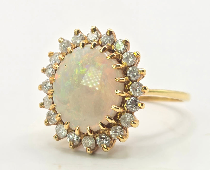 Vintage: 18ct Gold Opal & Diamond Cluster Ring — From 1982 — 0.6ct