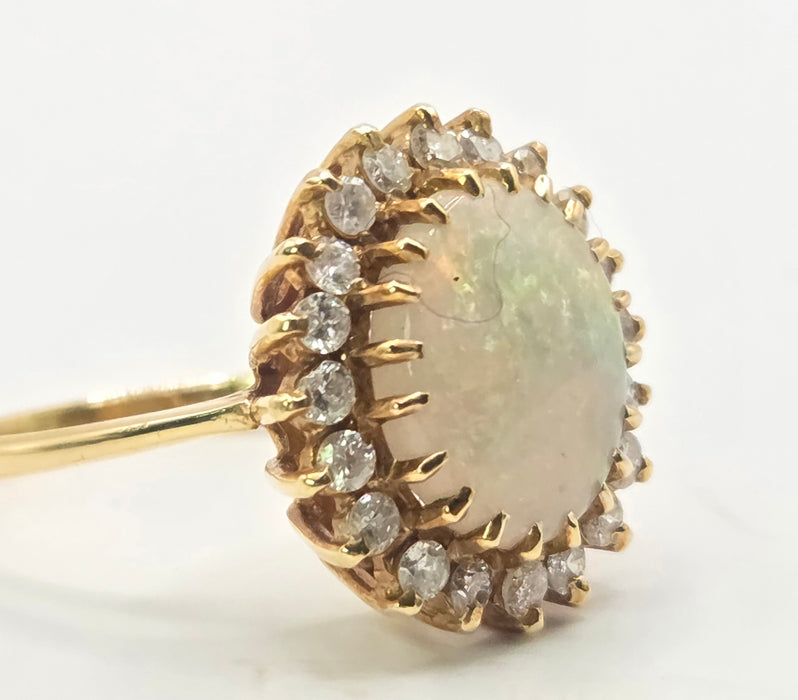 Vintage: 18ct Gold Opal & Diamond Cluster Ring — From 1982 — 0.6ct