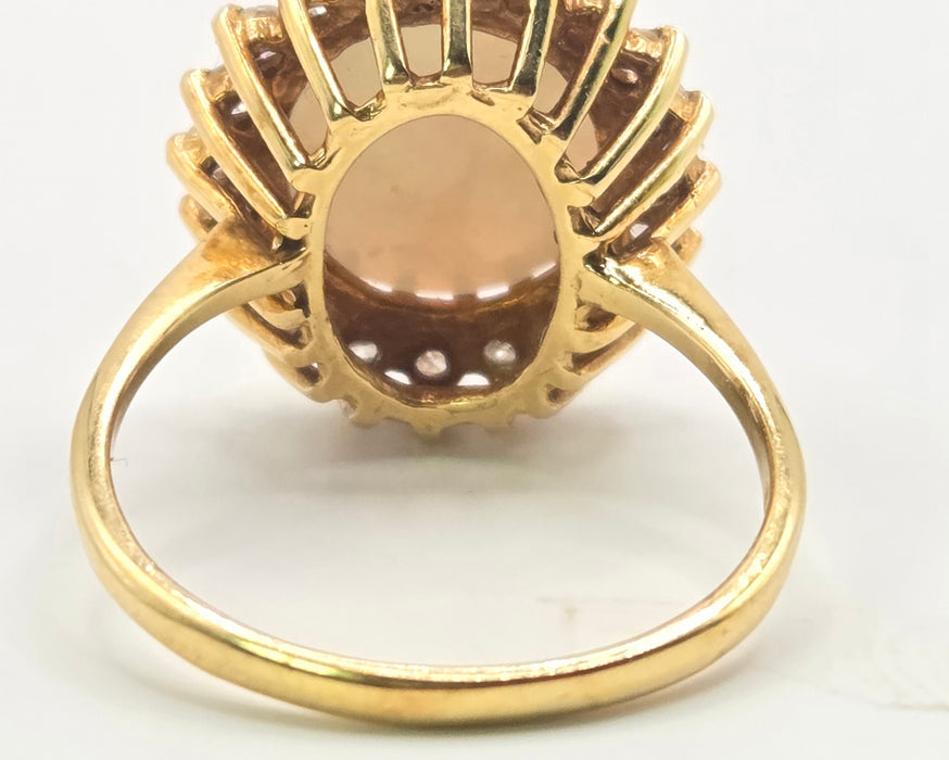 Vintage: 18ct Gold Opal & Diamond Cluster Ring — From 1982 — 0.6ct