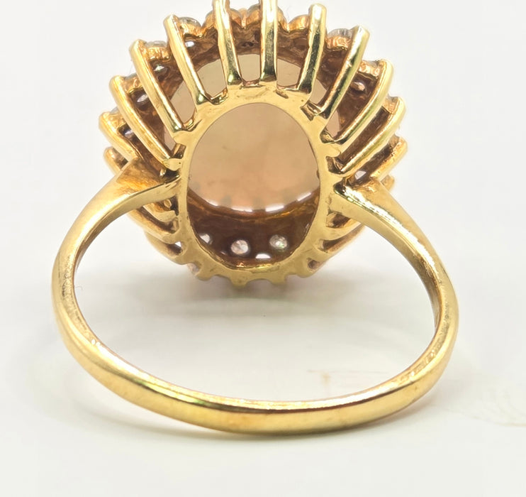 Vintage: 18ct Gold Opal & Diamond Cluster Ring — From 1982 — 0.6ct