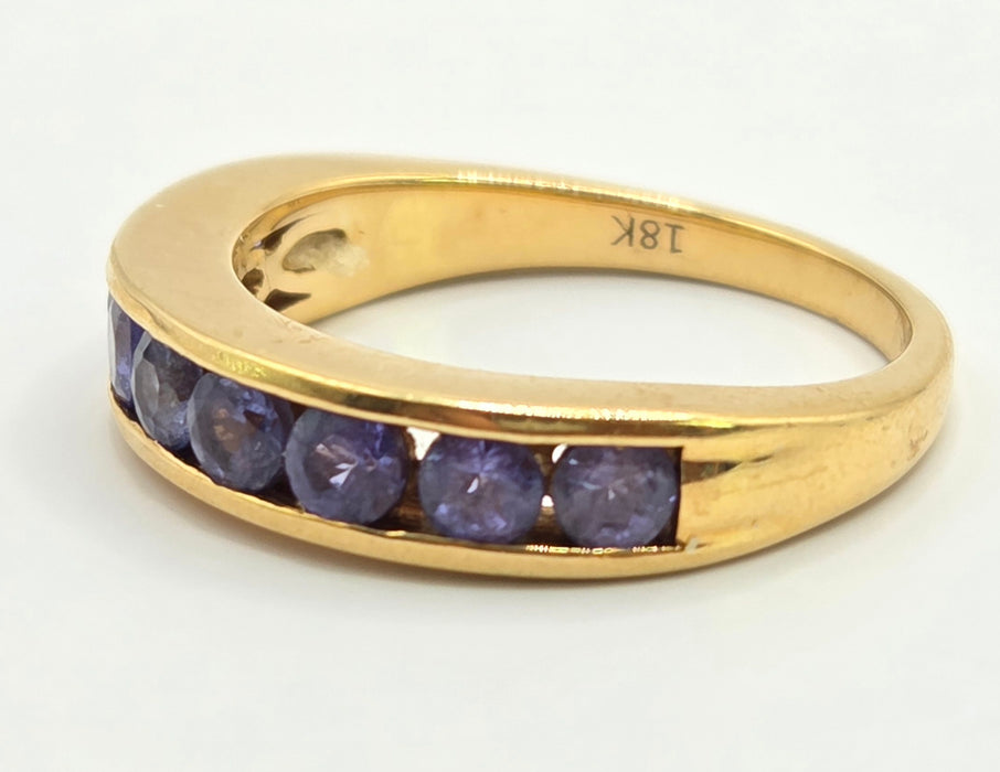 2530 Vintage: 18ct Yellow Gold Tanzanite Half Eternity Ring