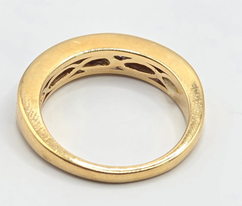 2530 Vintage: 18ct Yellow Gold Tanzanite Half Eternity Ring