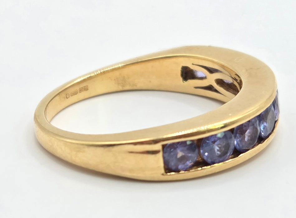 2530 Vintage: 18ct Yellow Gold Tanzanite Half Eternity Ring