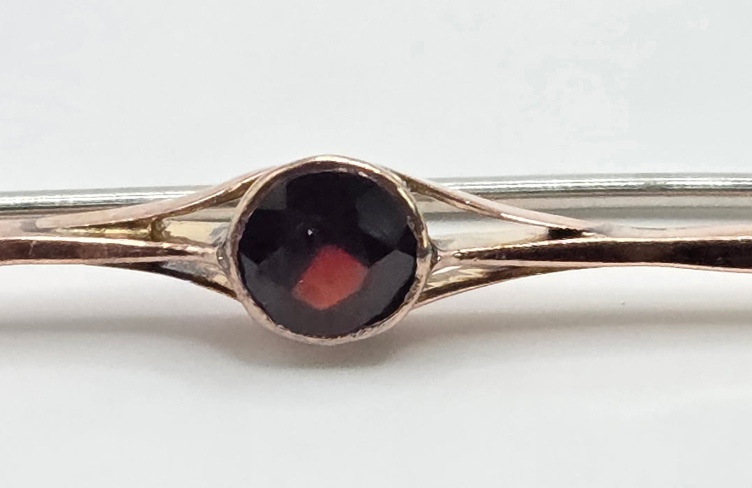 Vintage: 9ct Rose Gold Garnet & Seed Pearl Bar Brooch