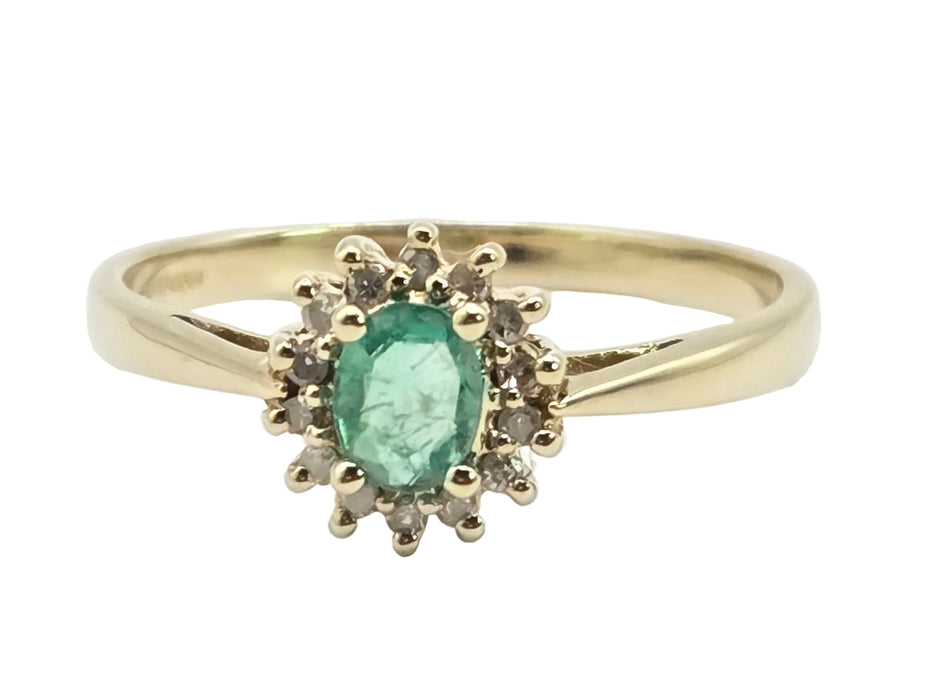 Vintage: 9ct Yellow Gold Emerald & Diamond Daisy Cluster Ring