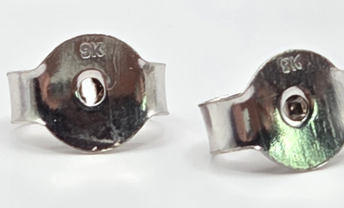 Vintage: 9ct White Gold Pink Sapphire Stud Earrings