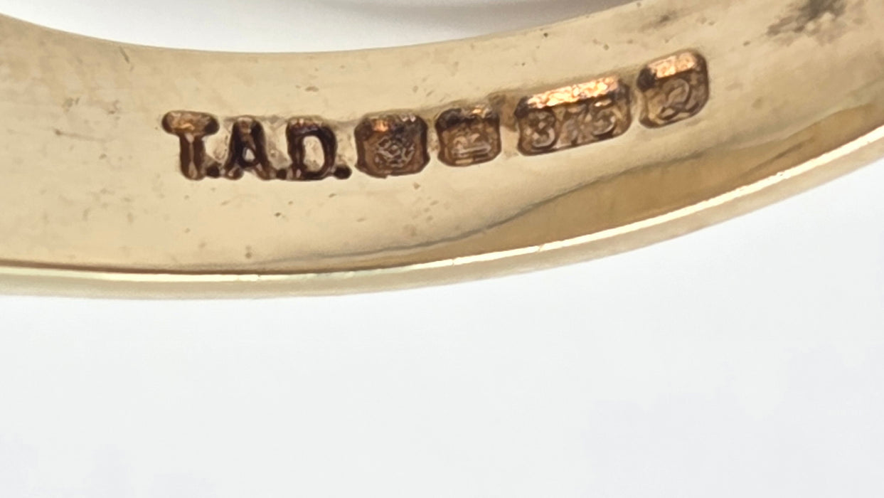 Vintage: 9ct Yellow Gold Diamond Signet Ring — From 1990