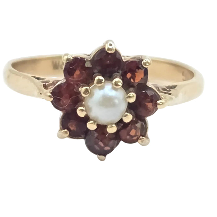 Vintage: 9ct Yellow Gold Garnet & Pearl Daisy Ring — From 1969