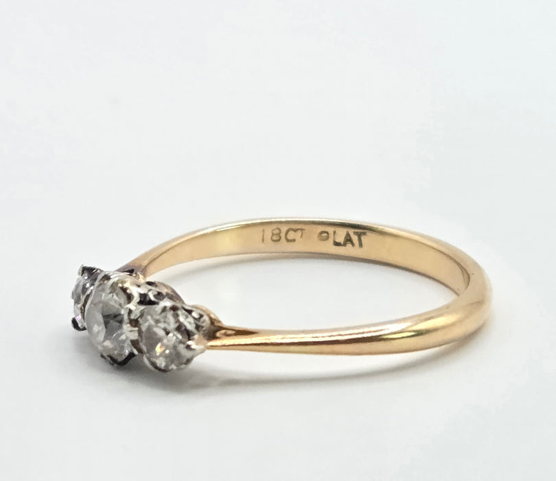 Vintage: 18ct Yellow Gold & Platinum Natural Diamond Trilogy Ring