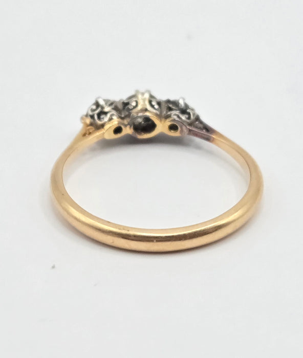 Vintage: 18ct Yellow Gold & Platinum Natural Diamond Trilogy Ring