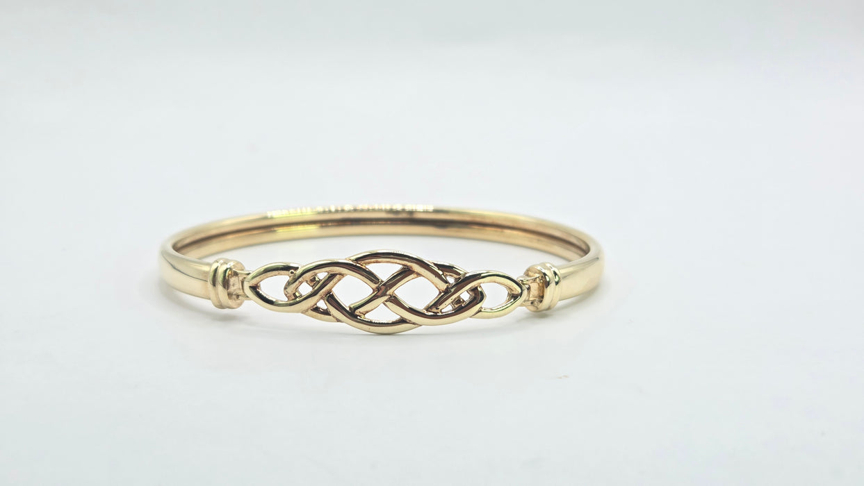 Vintage: 9ct Yellow Gold Celtic Love Bangle