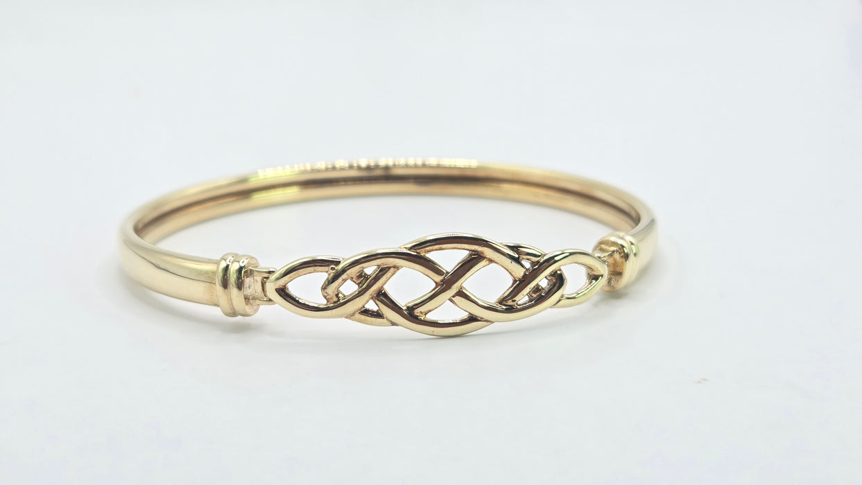 Vintage: 9ct Yellow Gold Celtic Love Bangle