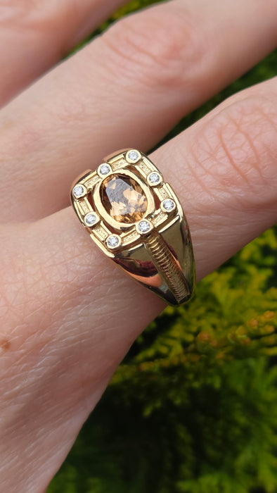 Vintage: 9ct Gold Orange/Red Zircon & Diamond Signet Ring