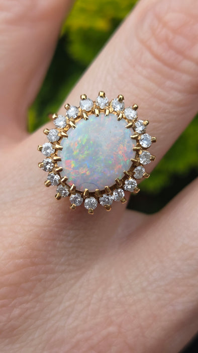 Vintage: 18ct Gold Opal & Diamond Cluster Ring — From 1982 — 0.6ct