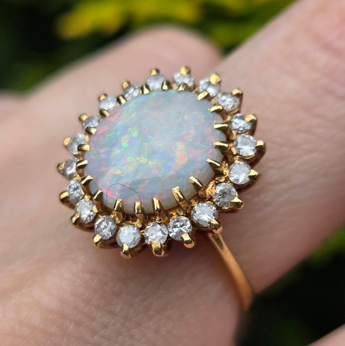 Vintage: 18ct Gold Opal & Diamond Cluster Ring — From 1982 — 0.6ct