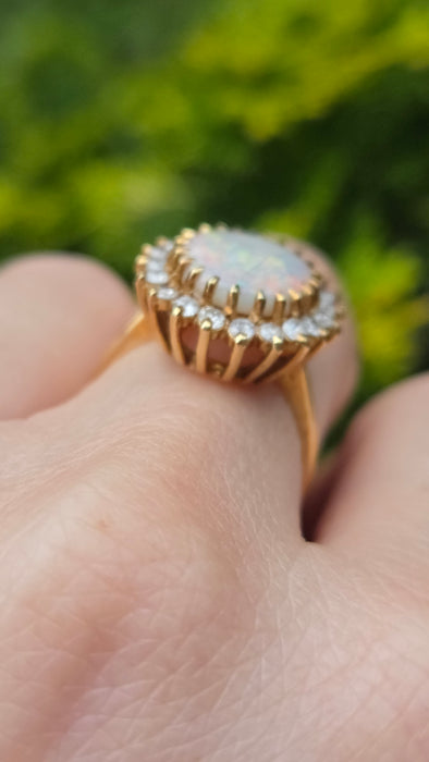 Vintage: 18ct Gold Opal & Diamond Cluster Ring — From 1982 — 0.6ct