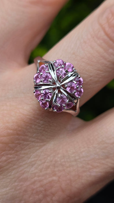 6545 Vintage: 18ct White Gold Pink Sapphire Cluster Cocktail Ring