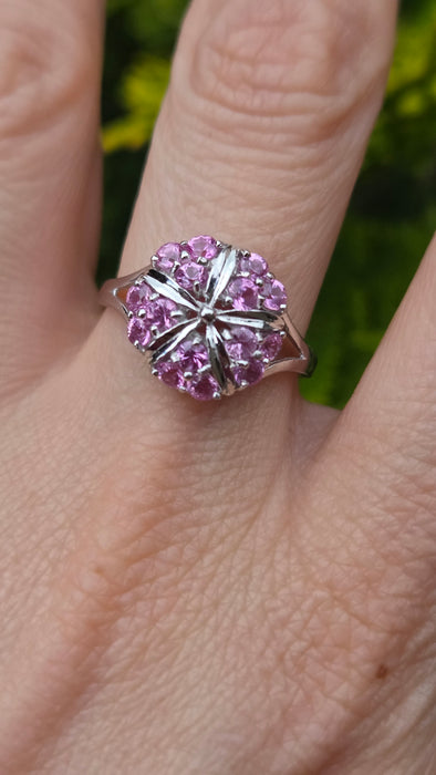 6545 Vintage: 18ct White Gold Pink Sapphire Cluster Cocktail Ring