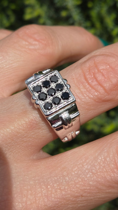 Vintage: 9ct White Gold Black Diamond Geometric Ring