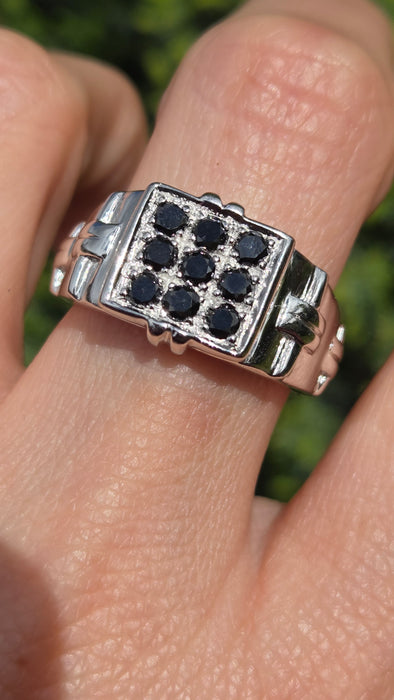 Vintage: 9ct White Gold Black Diamond Geometric Ring