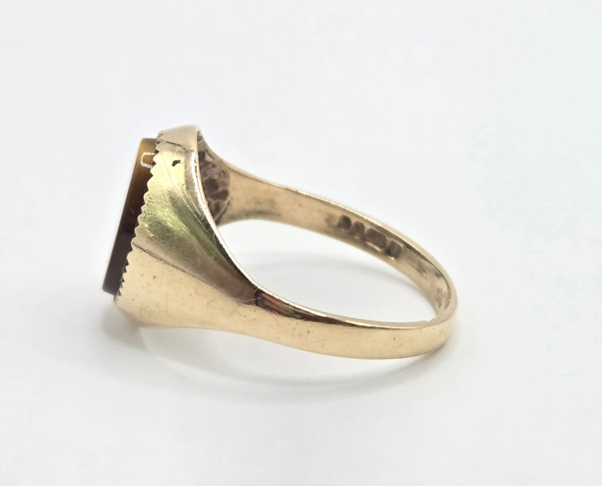 Vintage: 9ct Yellow Gold Tiger's Eye Signet Ring — From 1978