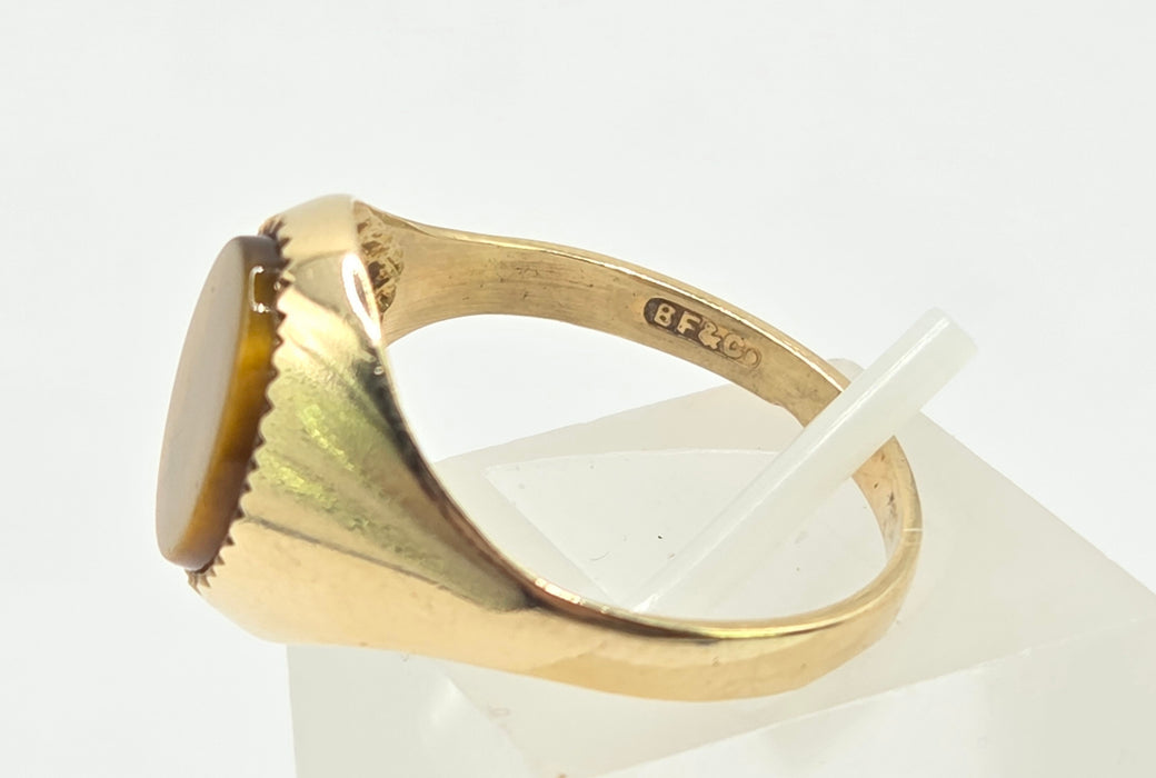 Vintage: 9ct Yellow Gold Tiger's Eye Signet Ring — From 1978
