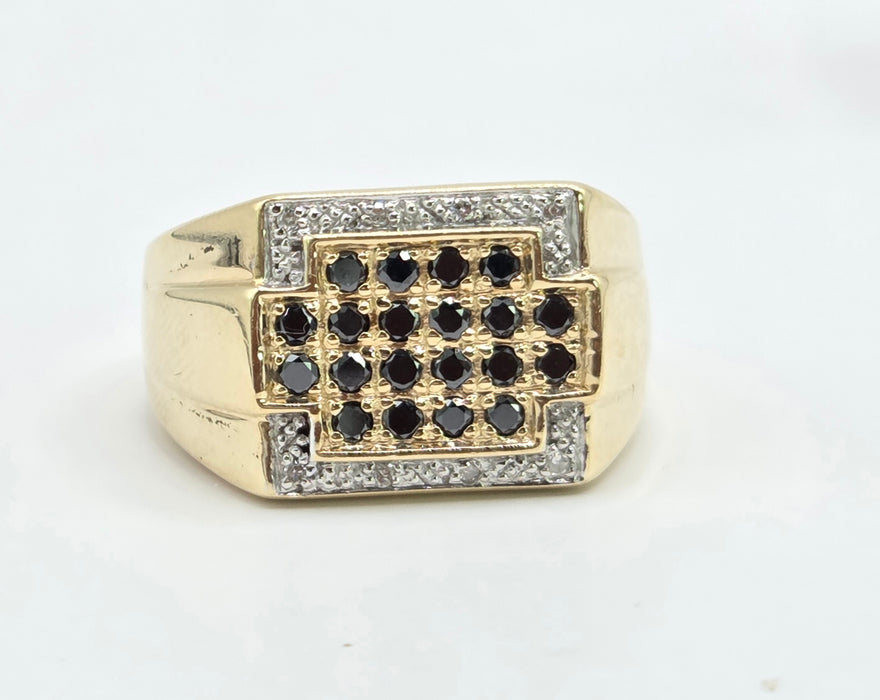 Vintage: 9ct Yellow Gold Black & White Diamond Statement Signet Ring — 0.66ct