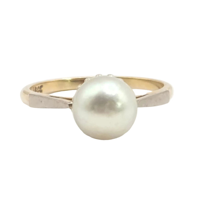 Vintage: 18ct Yellow Gold Cultured Pearl Solitaire Ring
