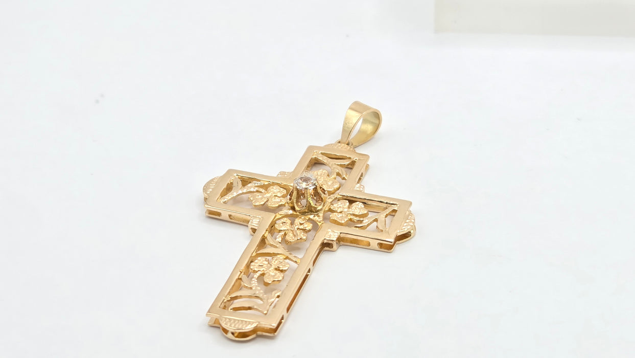 Vintage: 14ct Yellow Gold White Quartz Celtic Shamrock Cross Pendant