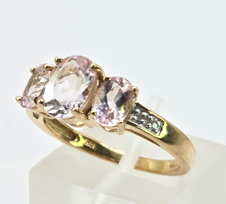 Vintage: 9ct Yellow Gold Morganite & Diamond Three-Stone Ring