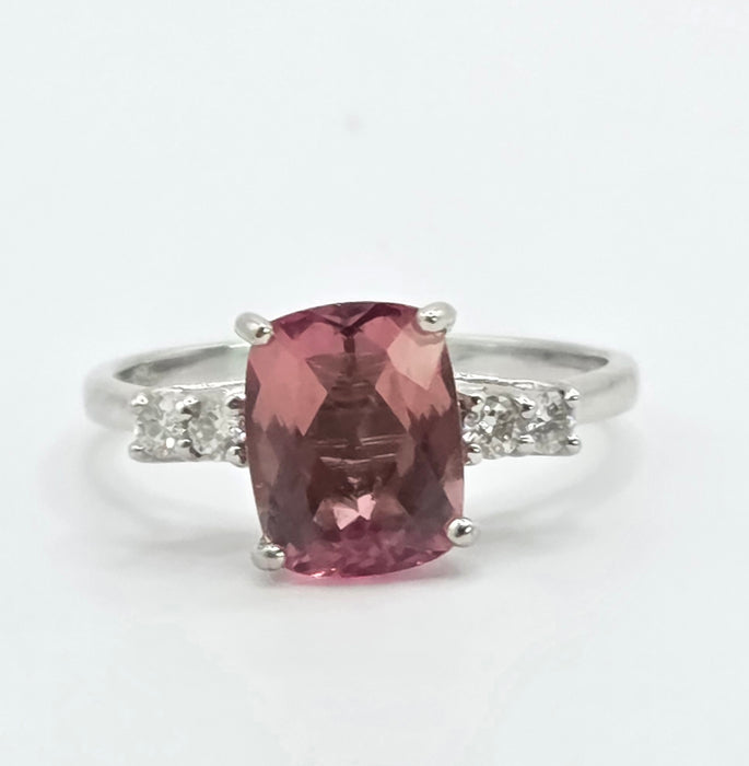 Vintage: 18ct White Gold Pink Tourmaline & Diamond Ring — 2.00ct