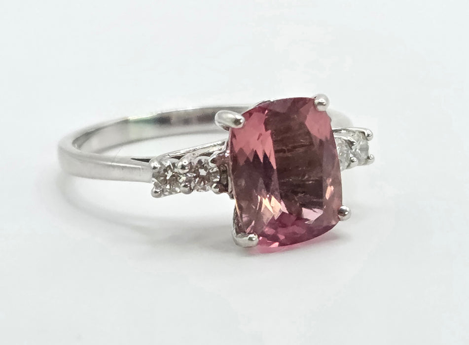 Vintage: 18ct White Gold Pink Tourmaline & Diamond Ring — 2.00ct