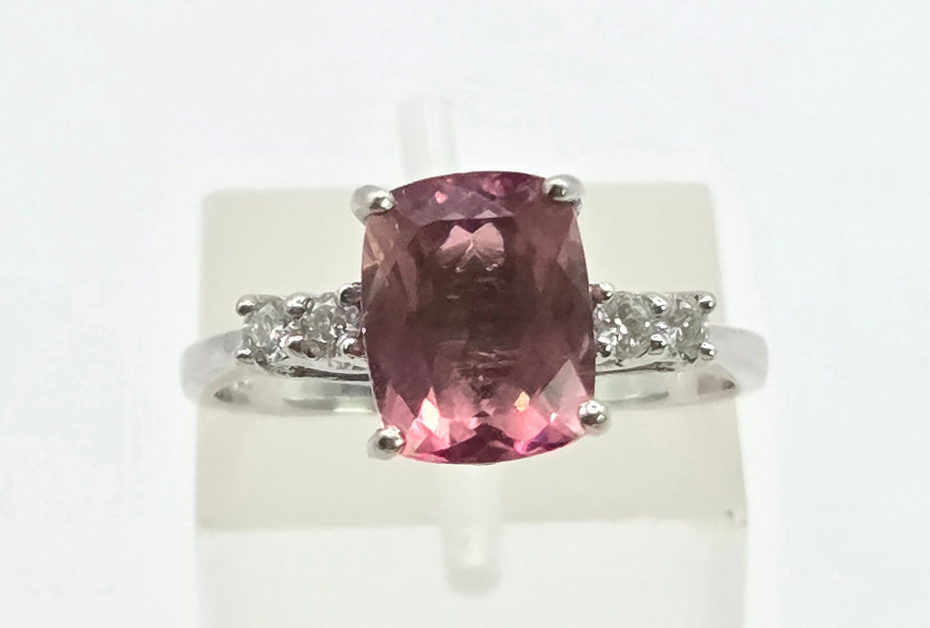Vintage: 18ct White Gold Pink Tourmaline & Diamond Ring — 2.00ct