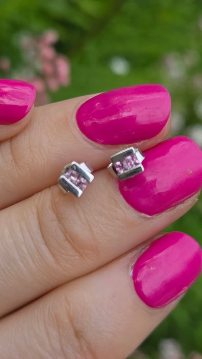 Vintage: 9ct White Gold Pink Sapphire Stud Earrings