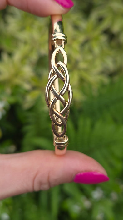 Vintage: 9ct Yellow Gold Celtic Love Bangle