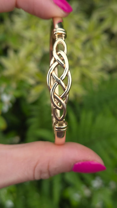 Vintage: 9ct Yellow Gold Celtic Love Bangle