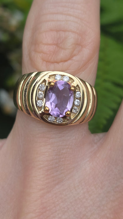 Vintage: 9ct Gold Amethyst & Diamond Ring