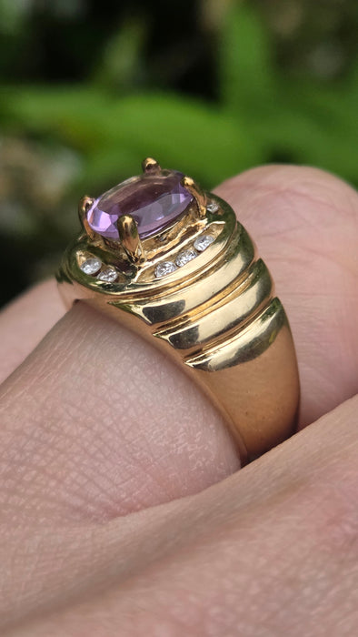 Vintage: 9ct Gold Amethyst & Diamond Ring