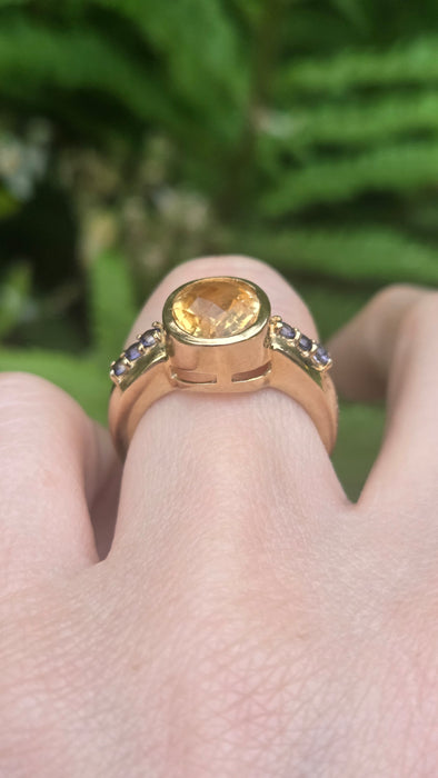 Vintage: 9ct Yellow Gold Citrine & Iolite Ring