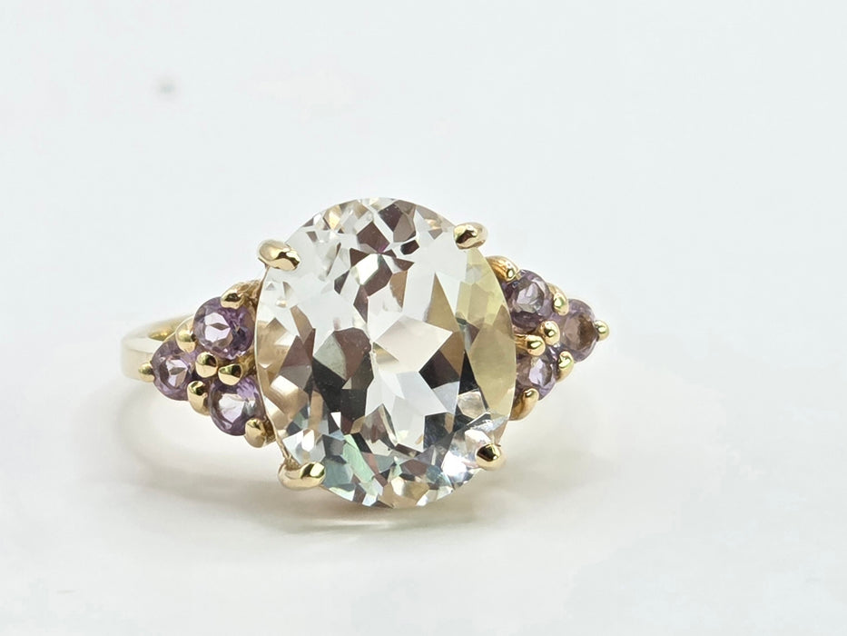 Vintage: 9ct Yellow Gold Pale Blue Topaz & Amethyst Cluster Ring