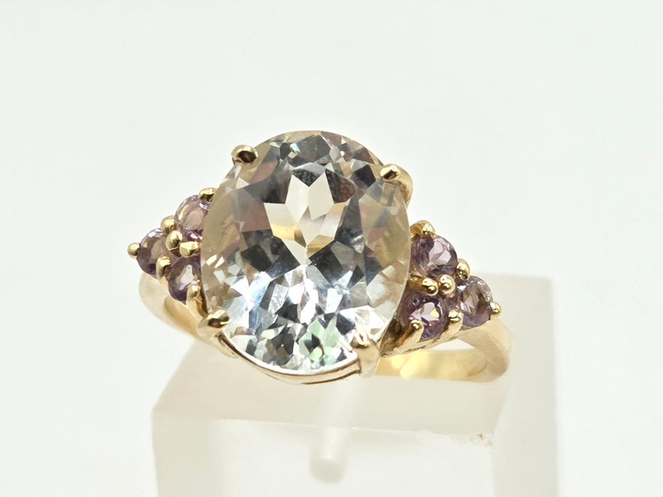 Vintage: 9ct Yellow Gold Pale Blue Topaz & Amethyst Cluster Ring