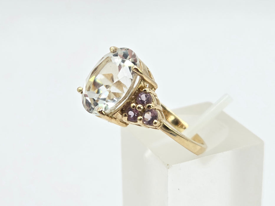 Vintage: 9ct Yellow Gold Pale Blue Topaz & Amethyst Cluster Ring