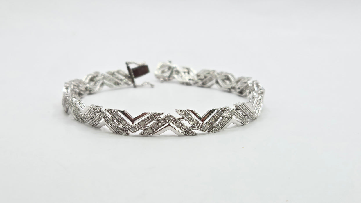 Vintage: 9ct White Gold Diamond Chevron Bracelet