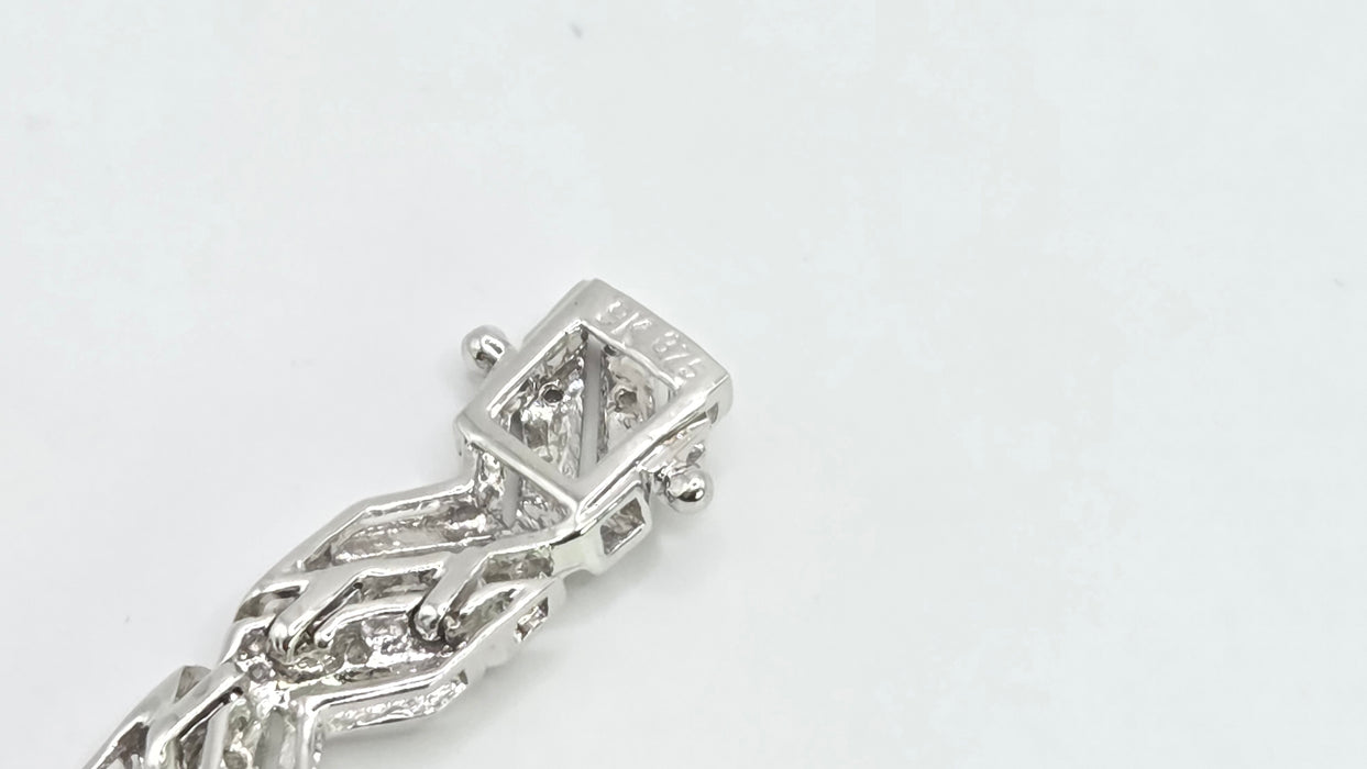 Vintage: 9ct White Gold Diamond Chevron Bracelet